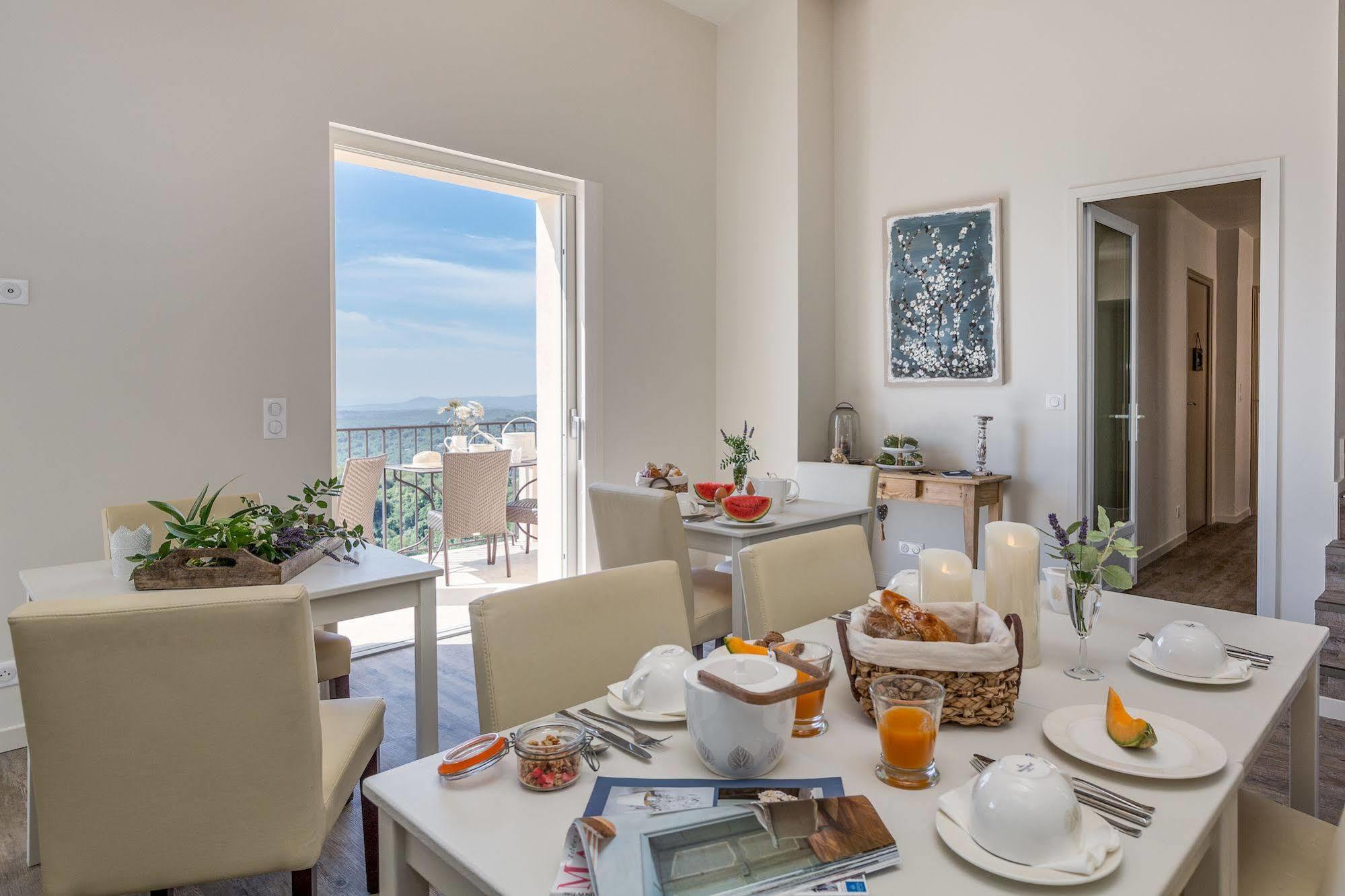 Bed and Breakfast Histoires De Bastide Tourrettes-sur-Loup Esterno foto